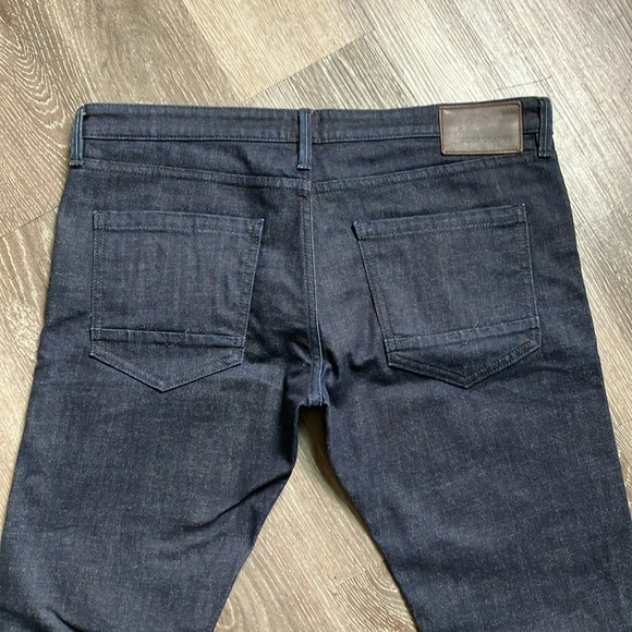 Hugo Boss - Picture 8 of 16